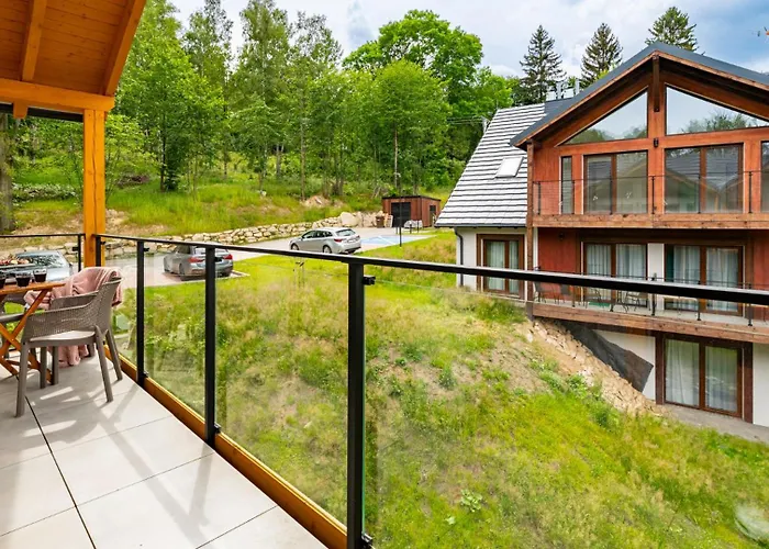 شقة Good Time - Osada Gorska Przy Szlaku Na Chybotek شكلارسكا بوريبا